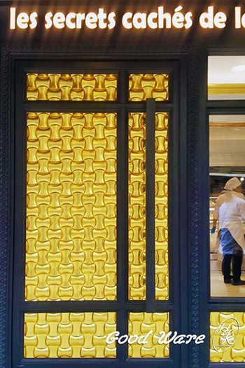 moulding store
