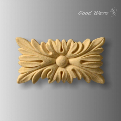 Faux wood decorative pieces for mantle