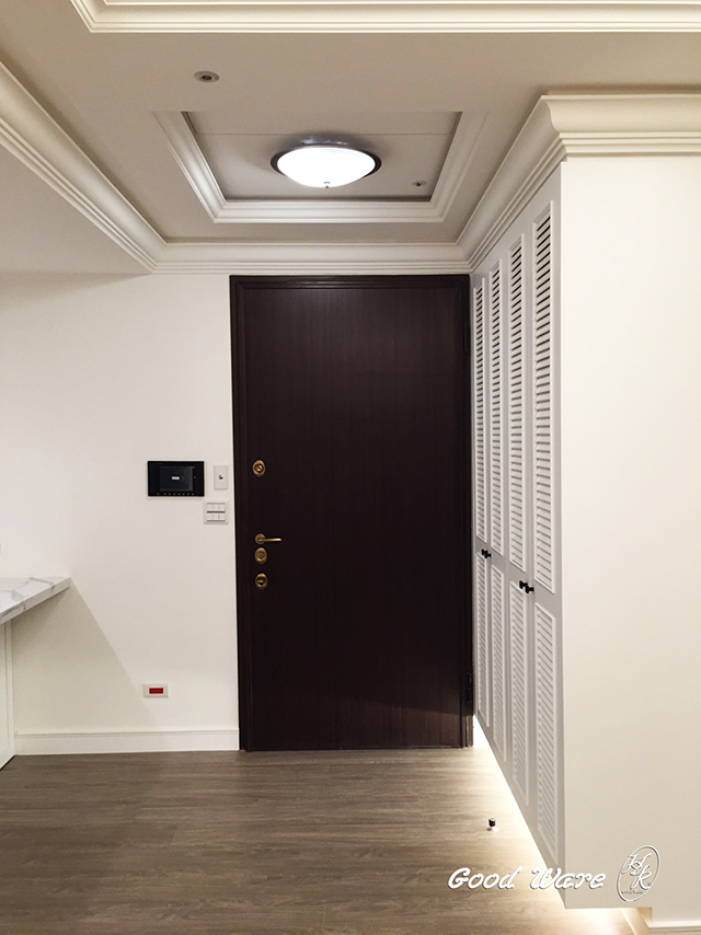 Simple modern style